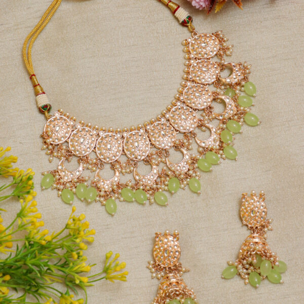 product-grid-gallery-item