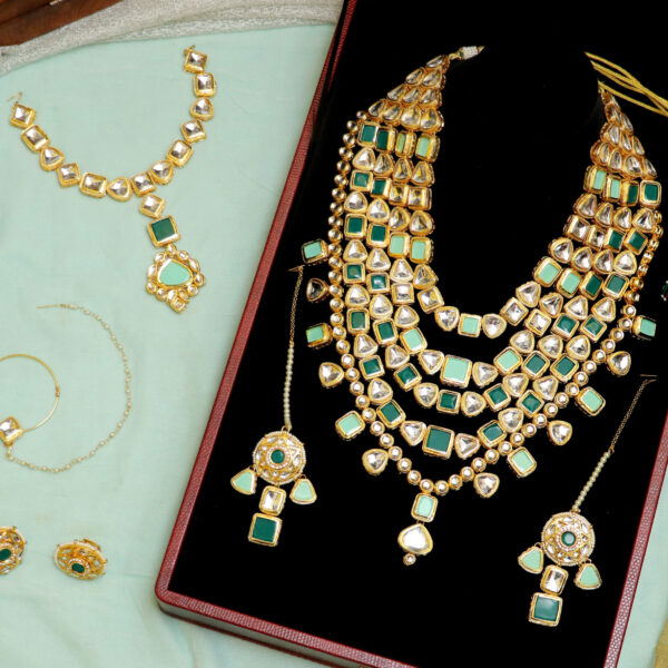 Parineeti's Enchanting Pastel Green Bridal Jewellery Set for Rent - Be a Vision of Elegance!
