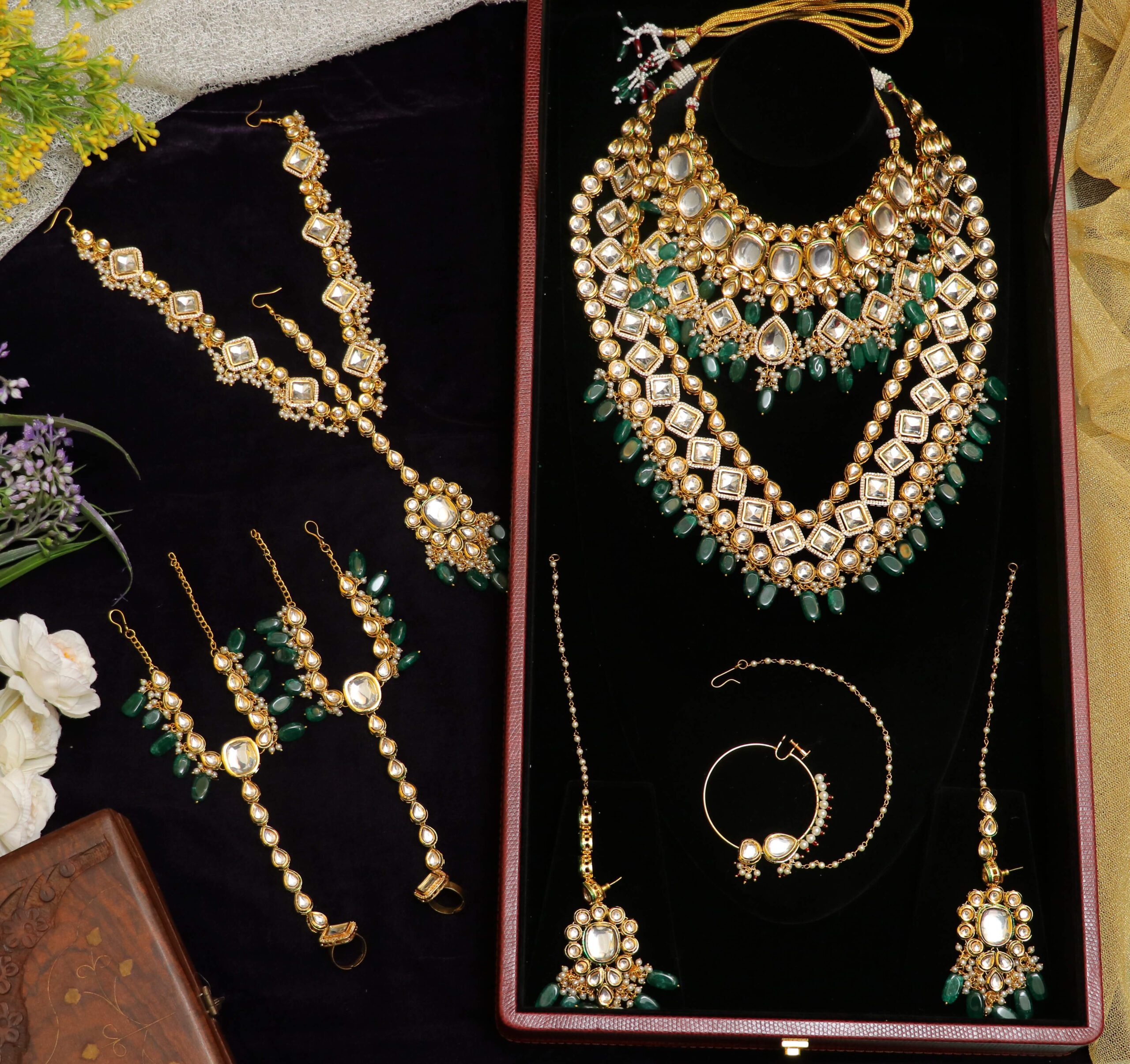 product-grid-gallery-item